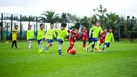 曼聯以4比0完勝愛華頓，阿莫林率領下第三戰大幅調整陣容